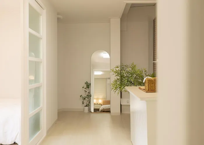 アパート 5 Min To 마포역, Easy Access To Hongdae, Airport Railroad And Bus - Foreigner Only